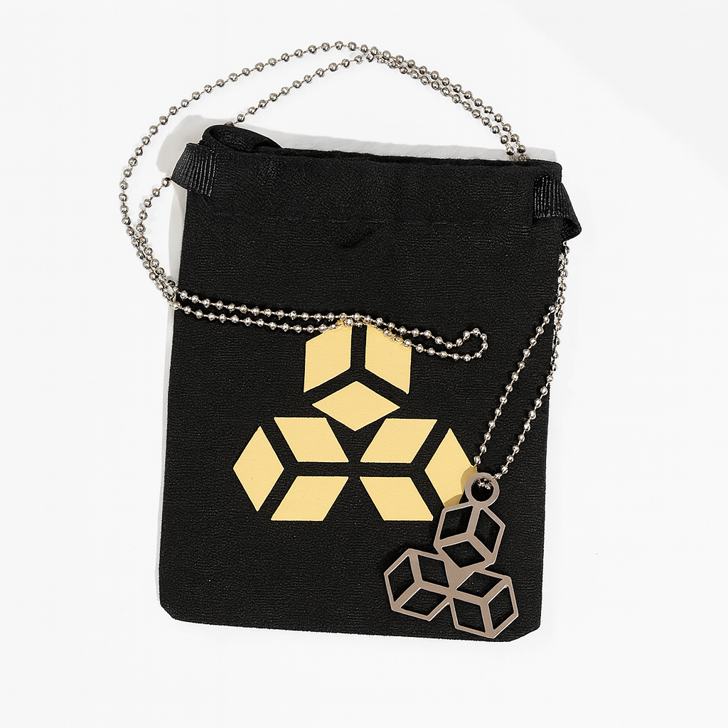 STRONA GŁÓWNA MERCH BLACK SUGAR wisiorek bs